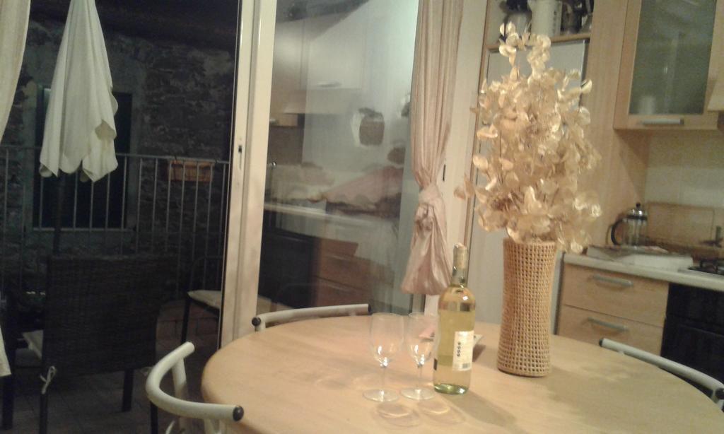 Casa Med Holiday Home Isolabona Bagian luar foto