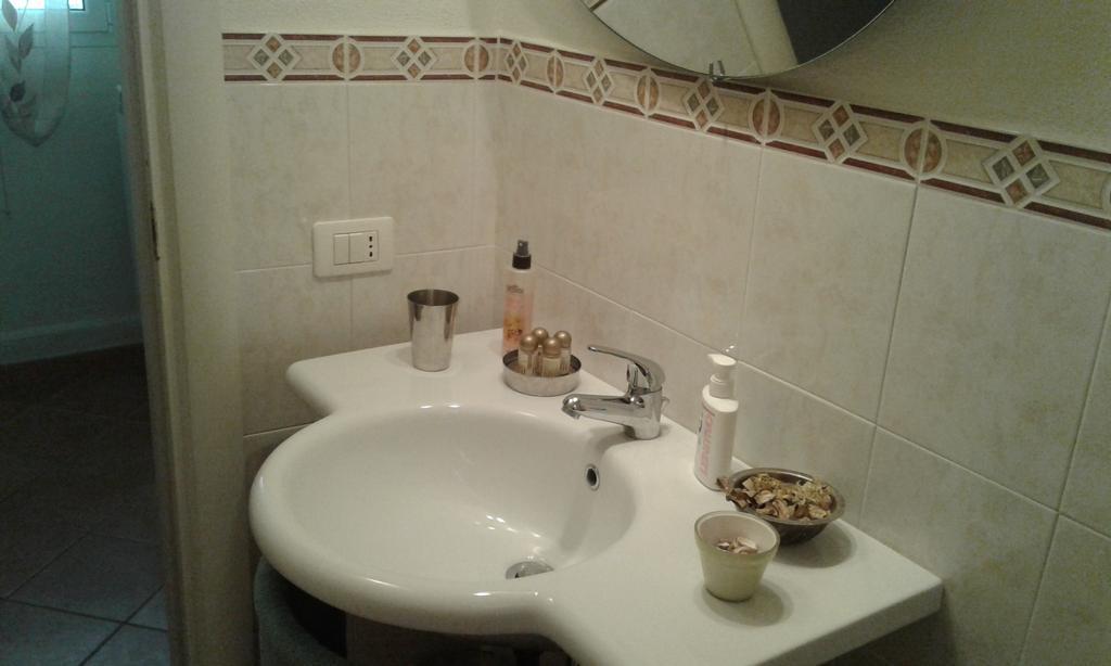 Casa Med Holiday Home Isolabona Bagian luar foto
