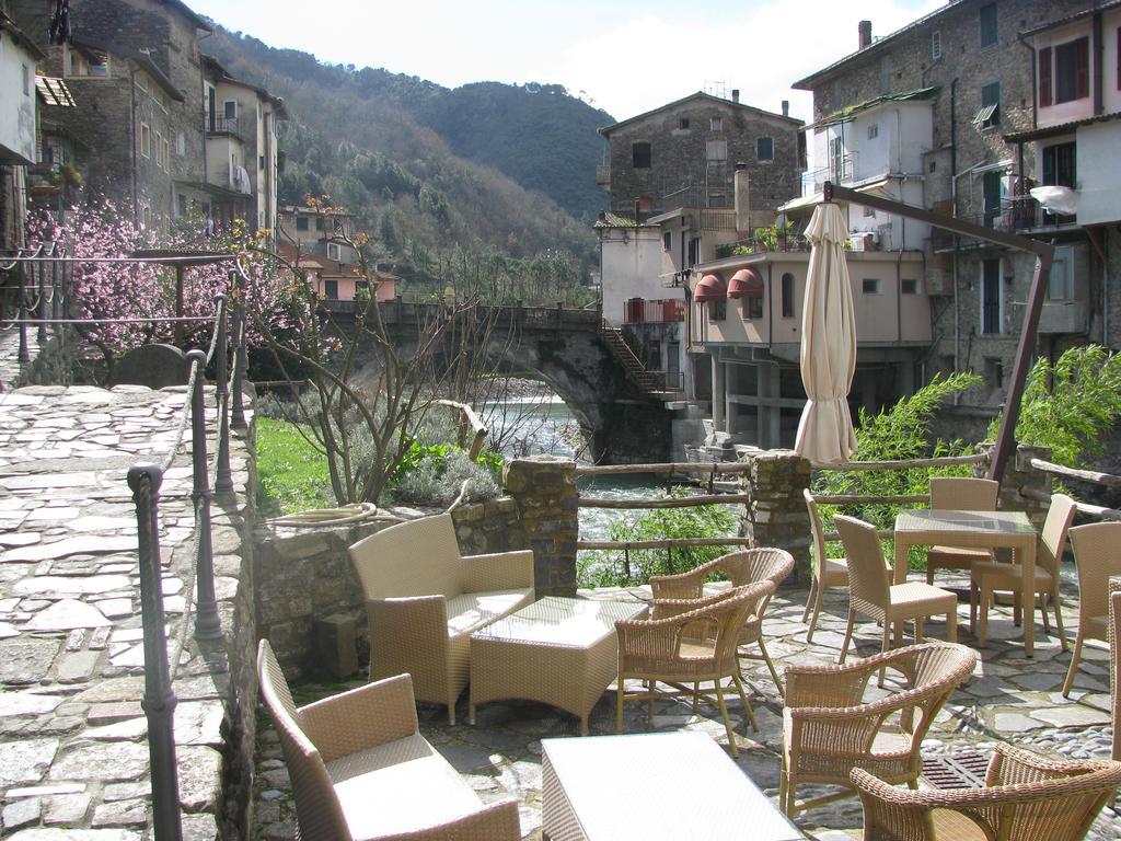 Casa Med Holiday Home Isolabona Bagian luar foto