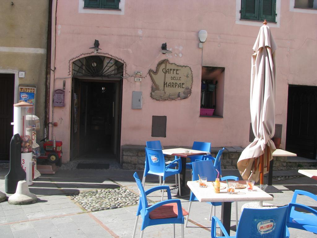 Casa Med Holiday Home Isolabona Bagian luar foto