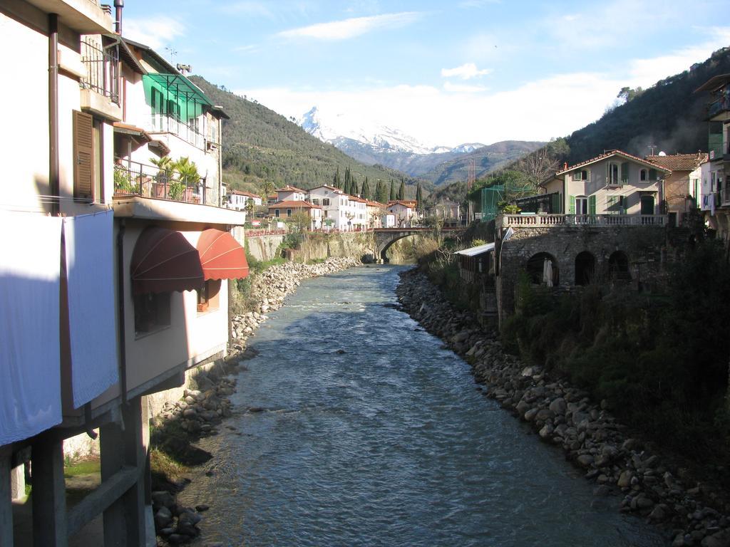 Casa Med Holiday Home Isolabona Bagian luar foto