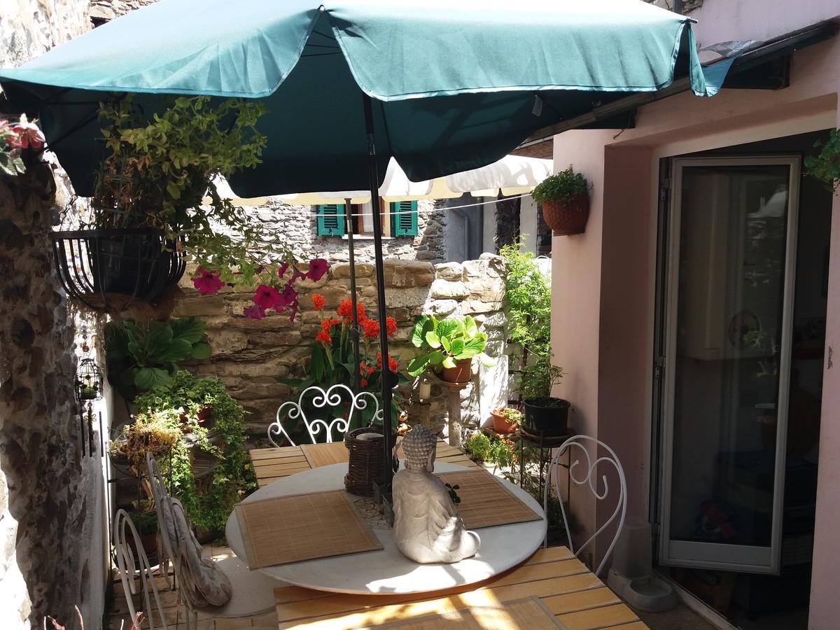 Casa Med Holiday Home Isolabona Bagian luar foto